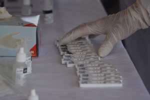 Πού θα γίνονται δωρεάν rapid test από τον ΕΟΔΥ την Κυριακή 23/5