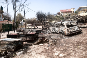 Αποκαλυπτικά στοιχεία στα χέρια των συλληφθέντων στο Μενίδι: 19 αναπτήρες και σπρέι για... φλογοβόλο
