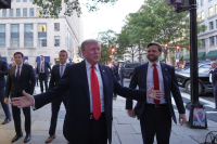 Η αινιγματική πρώτη αντίδραση Τραμπ για τα ρωσικά drones στην Πολωνία: Here we go!