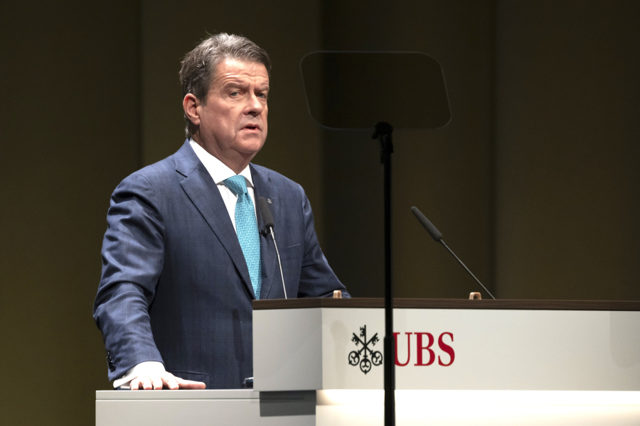 Η UBS εκτοξεύει τις προσδοκίες ξένων επενδυτών για τα ελληνικά ομόλογα