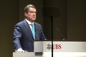 Η UBS εκτοξεύει τις προσδοκίες ξένων επενδυτών για τα ελληνικά ομόλογα