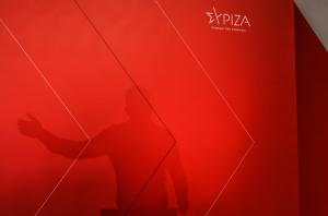 ΣΥΡΙΖΑ κατά Πλεύρη: «Όψιμη και προσχηματική η παραίτηση του»
