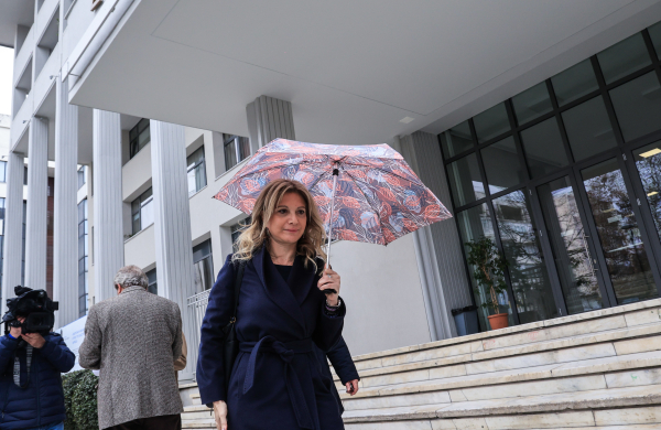 Τέμπη: Η Καρυστιανού μηνύει τον εφέτη - ανακριτή για υλικό που δεν μπήκε στη δικογραφία