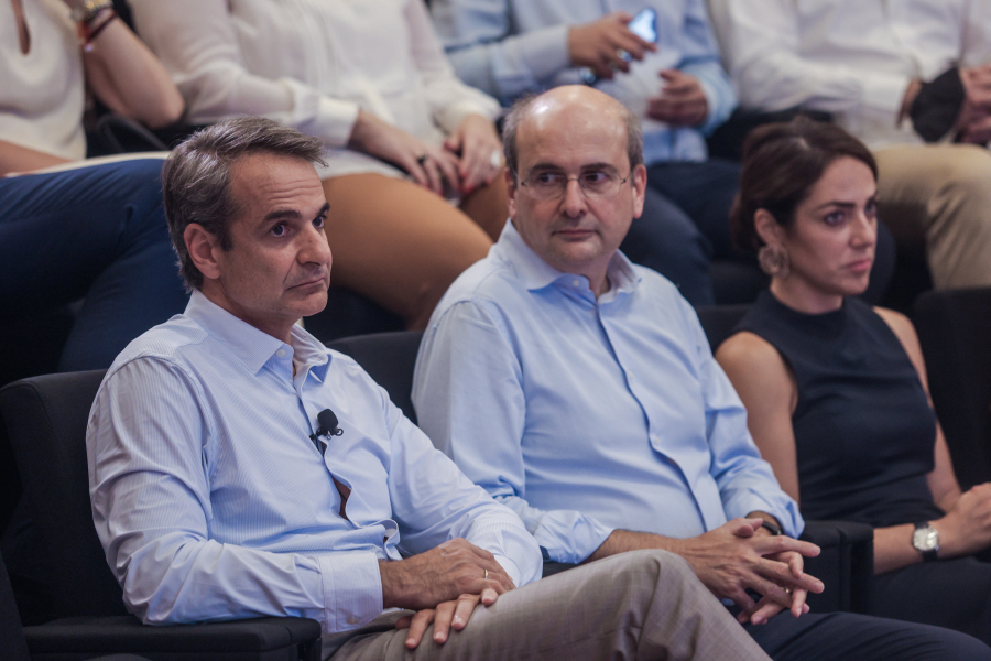 Δέσμευση Χατζηδάκη για αυξήσεις σε συντάξεις και κατώτατο μισθό το 2023 - Στη ΔΕΘ οι ανακοινώσεις