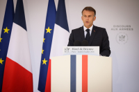 Μακρόν: Η Γαλλία και η Ευρώπη είναι έτοιμες να υπερασπισθούν «την ελευθερία και το δίκαιο, με το αίμα τους αν χρειαστεί»