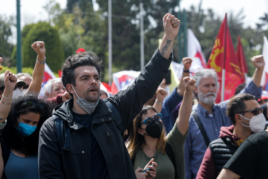 Πρωτομαγιά: Ολοκληρώθηκαν οι συγκεντρώσεις - Άνοιξαν οι δρόμοι στο κέντρο της Αθήνας