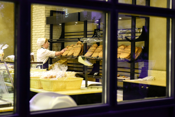 ΕΚΚΕ: Επαγγελματικό καταφύγιο η οικογενειακή επιχείρηση Vs ανεργίας