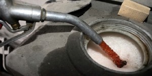 Εξάρθρωση σπείρας που εισήγαγε χημικά προϊόντα με σκοπό τη νόθευση καυσίμων