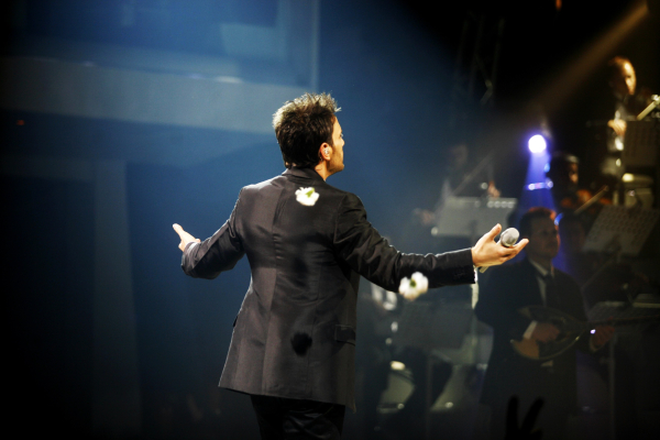 Θεσσαλονίκη: Στο Αυτόφωρο «τσαμπουκάς» τραγουδιστής και ραδιοφωνικός παραγωγός