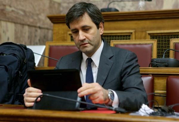 ΚΕΔΕ: Για άμεση λύση στις χρηματοδοτήσεις συμβάσεων έργου δεσμεύτηκε ο Χουλιαράκης