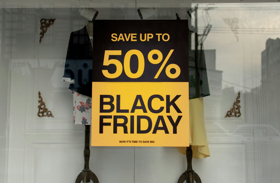 Ρεκόρ αγορών στη φετινή BlackFriday: Τα πιο περιζήτητα προϊόντα για τους Αμερικανούς