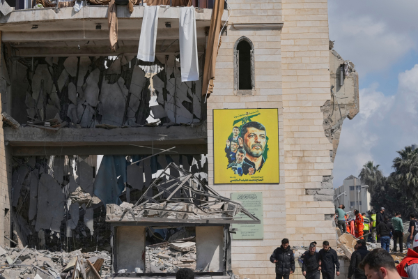 Η εκεχειρία κρέμεται από μια κλωστή - Οι Φρουροί της Επαναστάσης προειδοποιούν για νάρκες στα Στενά του Ορμούζ