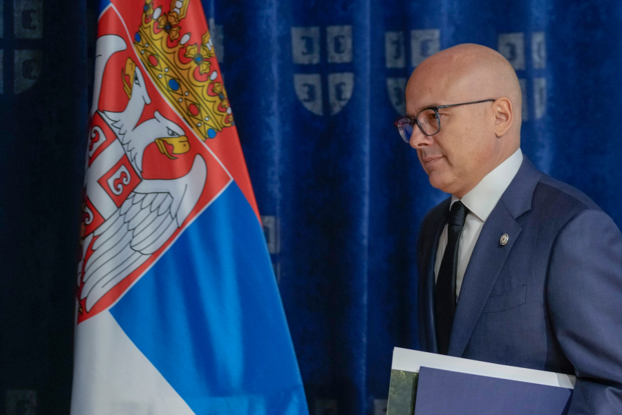 Σερβία: Παραιτηθηκε η κυβέρνηση Βούτσεβιτς - Προς νέες εκλογές η χώρα