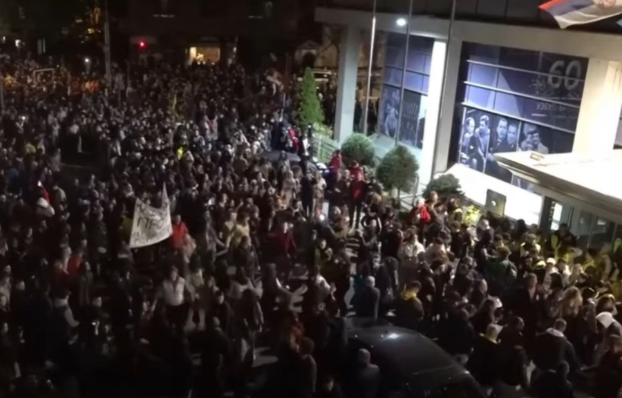 Σερβία: Παραμένει αποκλεισμένη από φοιτητές η δημόσια τηλεόραση