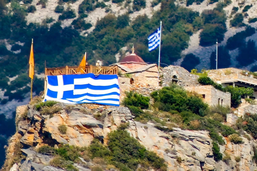 Φωτιά στο Ιερό Κελί Αγίων Θεοδώρων στο Άγιο Όρος