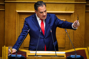 Γεωργιάδης κατά ΠΑΣΟΚ και Αναγνωστοπούλου για την πρόταση μομφής