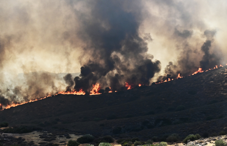 Πιθανός ο «κόκκινος συναγερμός» για φωτιές την Κυριακή: Τι σημαίνει