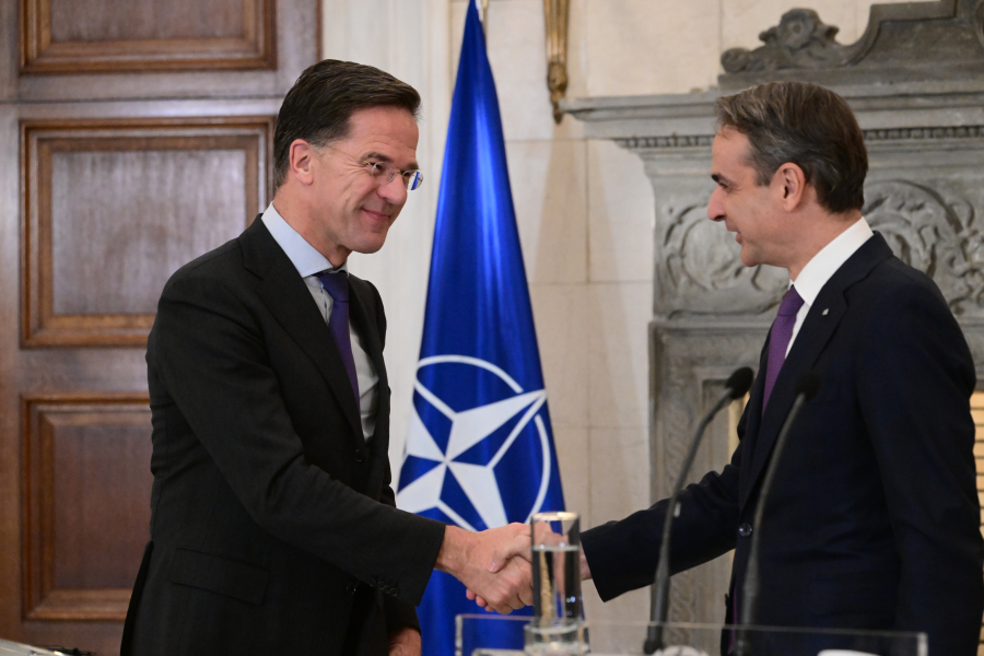 Μητσοτάκης - Ρούτε: Να συνεχιστεί η στήριξη στην Ουκρανία - Ανάγκη κοινής αντιπυραυλικής προστασίας