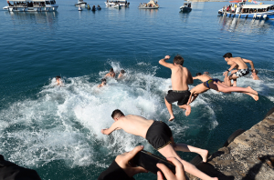 Θεοφάνια 2026: Τι τρώμε ανήμερα των Φώτων