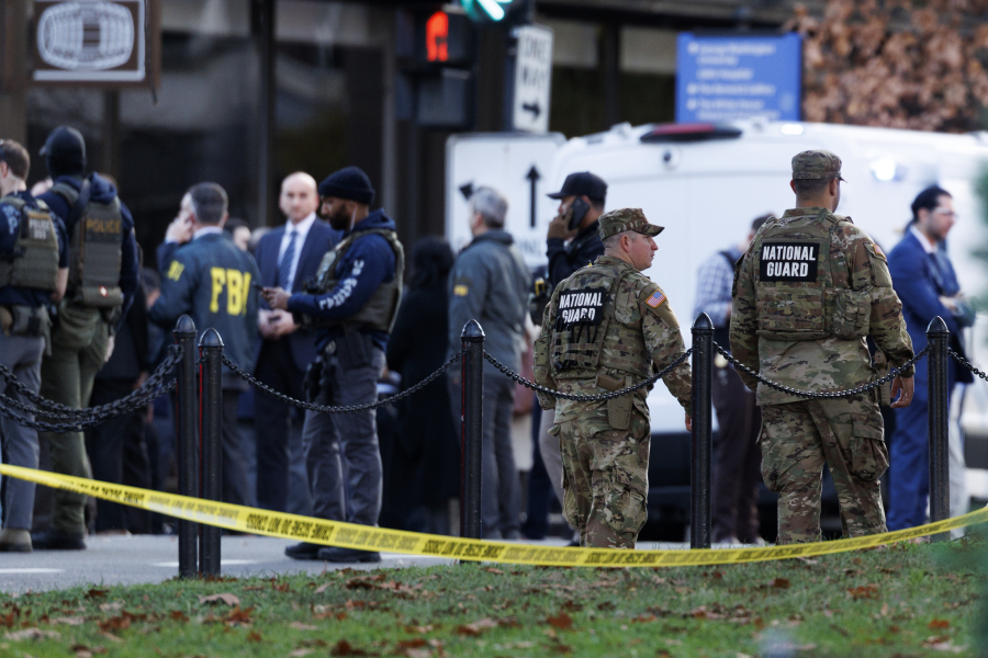 ΗΠΑ - Πυροβολισμοί κατά εθνοφρουρών: Ο δράστης είχε εργαστεί για CIA και αμερικανικό στρατό στο Αφγανιστάν