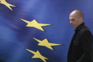 Βαρουφάκης στη Le Monde: Η Ελλάδα θέλει να σταματήσει να μιμείται τον Σίσυφο