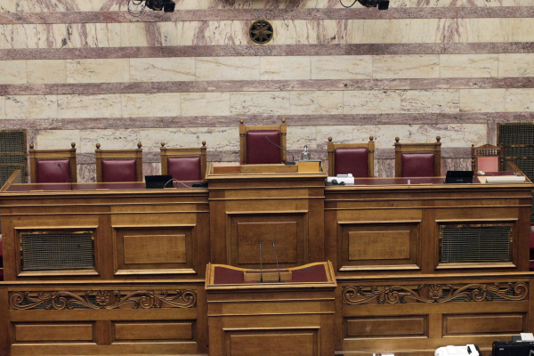 Η Νέα Αριστερά θα ψηφίσει την Ακρίτα για τη θέση της αντιπροέδρου της Βουλής