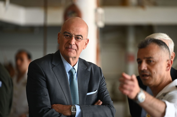 Δένδιας: «Εχουμε τη δυνατότητα και ζηλευτό ανθρώπινο κεφάλαιο για να φτιάξουμε drones»