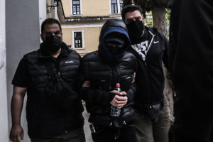 Μόνος του σε κελί στην... καλύτερη πτέρυγα ο Μένιος Φουρθιώτης, ζητάει αρώματα και σαμπουάν