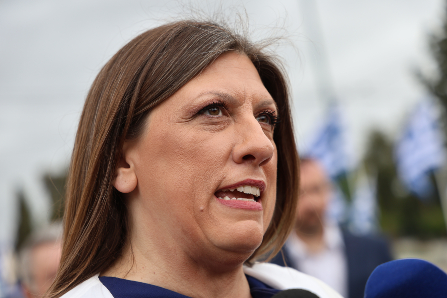 Αποστάσεις από τη Ζωή Κωνσταντοπούλου κρατά η Ολομέλεια των Δικηγορικών Συλλόγων