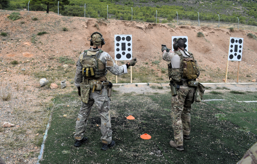 Σκληρή κόντρα για τα μνημόνια απόσπασης Ελλήνων στρατιωτικών στον στρατό των ΗΠΑ