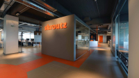 Στρατηγική συμμαχία Skroutz - Revolut για ταχύτερες και ασφαλέστερες online αγορές