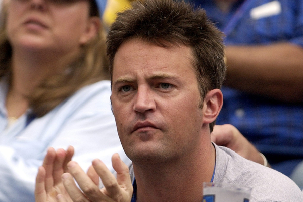 Μάθιου Πέρι: Η προμήθεια της κεταμίνης και οι ύποπτοι για τον θάνατο της ψυχής των «Friends»