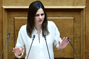 Αχτσιόγλου: Οι προτάσεις για προανακριτική που θα απορρίψει η ΝΔ αμνηστεύουν Καραμανλή και Μητσοτάκη