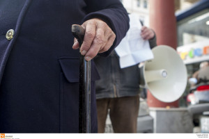 Αναδρομικά πενταετίας σε απόστρατους - Απόφαση «βόμβα» ανοίγει τον δρόμο και για το Δημόσιο