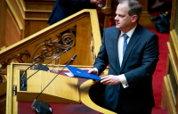 Κώστας Καραμανλής: Δεν θα κατεβώ στις εκλογές - Δεν παραιτείται από βουλευτής