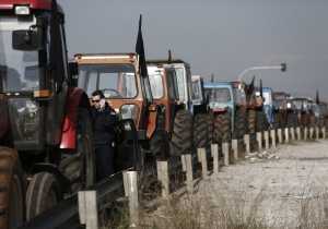 Μπλόκα αγροτών: Έκλεισε η νέα εθνική οδός Πατρών - Κορίνθου
