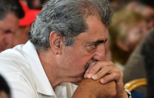 Πολάκης στην ΚΕ ΣΥΡΙΖΑ: Όχι με το «διαλυθείτε, κατεβάστε τα και ελάτε», όχι - Αξιοπρέπεια!