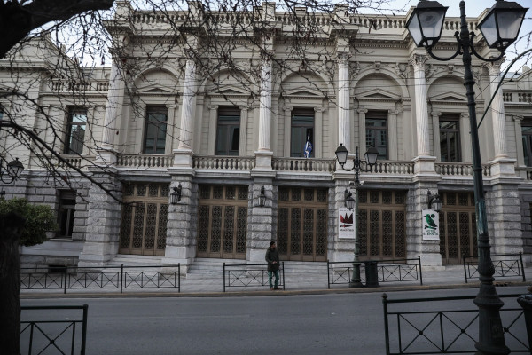 Εργαζόμενοι στο Εθνικό Θέατρο: Ζητάμε με όλη τη δύναμη της ψυχής μας κάθαρση, καμία σκέψη για συγκάλυψη