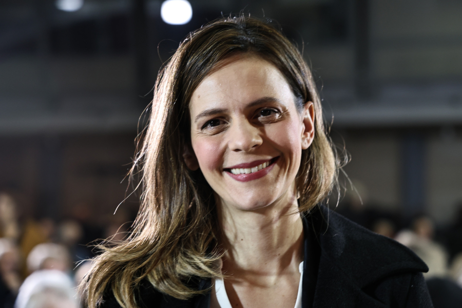 Έφη Αχτσιόγλου στο συνέδριο της Νέας Αριστεράς: Έρμαιο η χώρα σε εκβιασμούς, ασυδοσία και ανασφάλεια