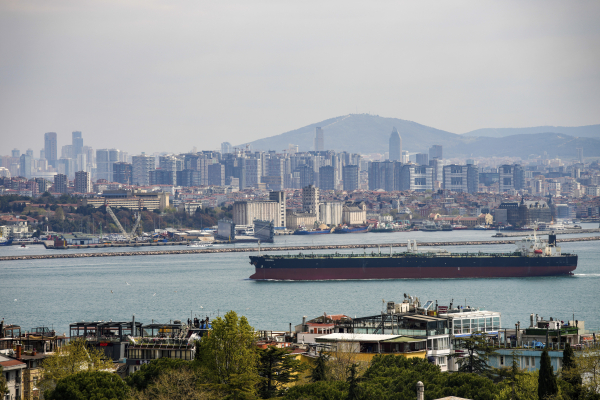 Συναγερμός στον Βόσπορο: Επίθεση με drone σε τουρκικό τάνκερ