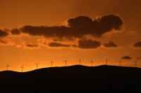 Ολοκληρώθηκε το deal ΔΕΗ Ανανεώσιμες-Intrakat για έργα 2,7 GW στις ΑΠΕ