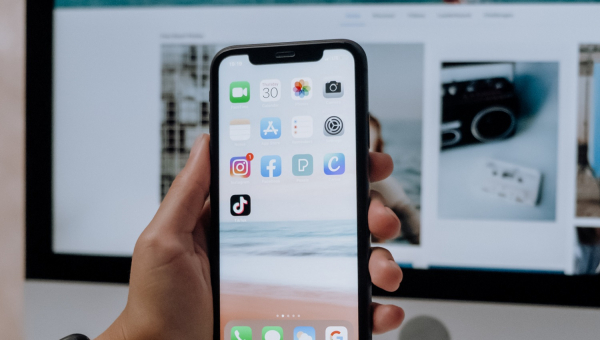 Πτώση Facebook: Γιατί αργεί η επαναφορά του, ποιο είναι το πρόβλημα