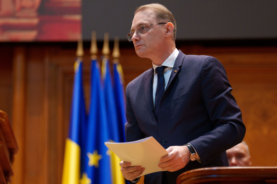 Τέλος στο πολιτικό «αδιέξοδο» στη Ρουμανία - Ο Νικουλέσκου έλαβε ψήφο εμπιστοσύνης