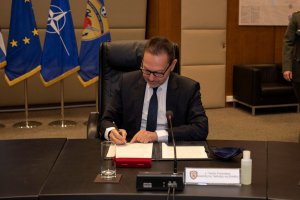 «Καμπανάκι» για νέες ροές κόκκινων δανείων από την Τράπεζα της Ελλάδος