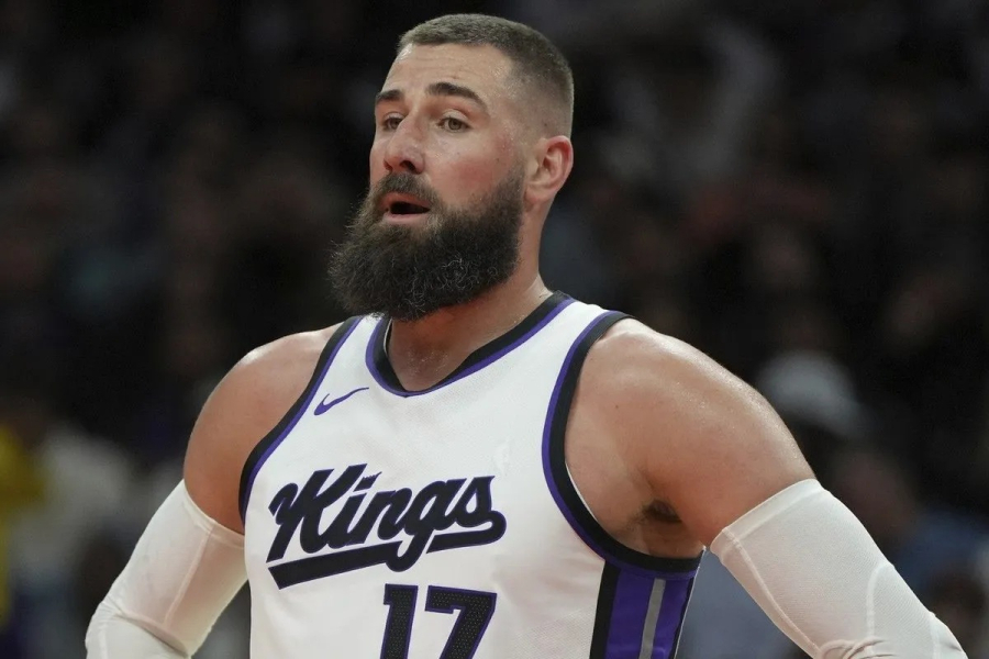 Γιόνας Βαλαντσιούνας: Το Ντένβερ δεν τον αφήνει ελεύθερο