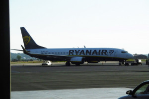 Ryanair: Τέλος τα δρομολόγια Αθήνα- Θεσσαλονίκη!