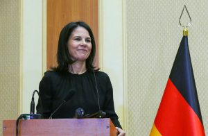 Το Βερολίνο δεσμεύτηκε για ανθρωπιστική βοήθεια ύψους 100 εκατ. ευρώ προς την Ουκρανία