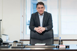 Τσουκαλάς: «Υπήρχε στον μπλε φάκελο, που έδωσε ο πρωθυπουργός στον Βορίδη το 2019, ο ΟΠΕΚΕΠΕ;»