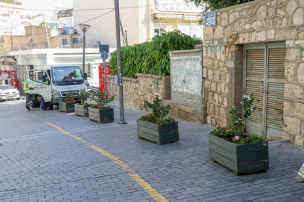 Σε αυτό το δήμο γίνεται αποκομιδή απορριμμάτων με ραντεβού (vid)