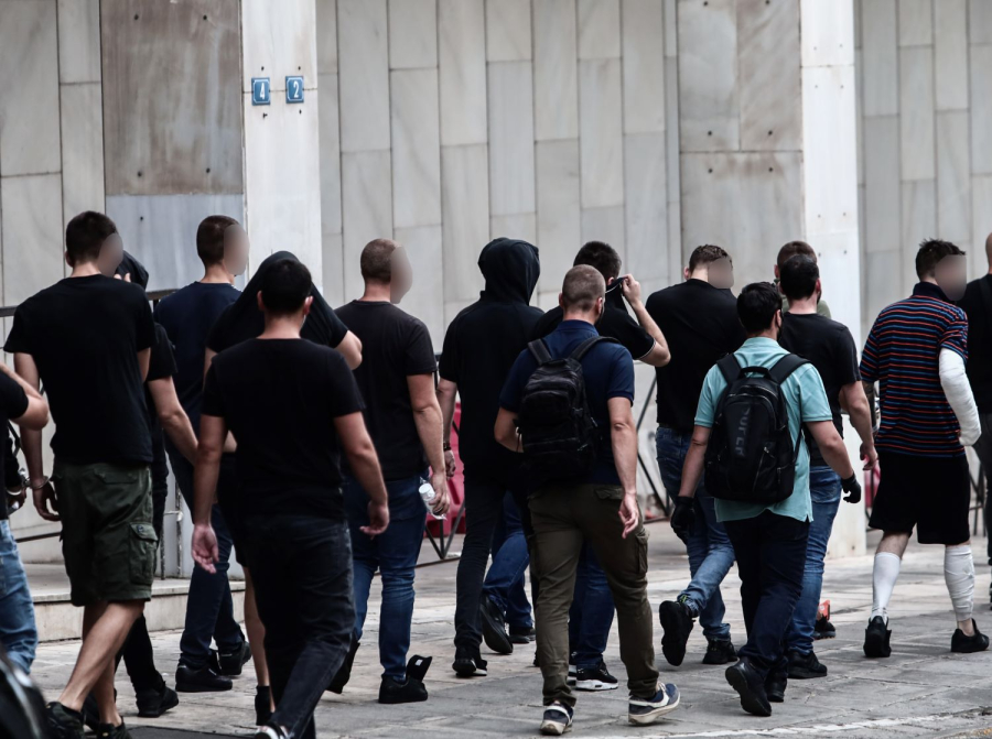 Δολοφονία Κατσουρή: Σφίγγει ο κλοιός για δέκα ακόμα Έλληνες οπαδούς - Τους «καίνε» τα βίντεο